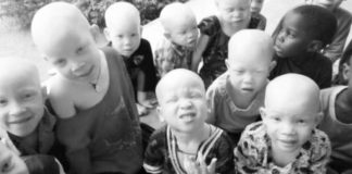 Présidentielle à l’horizon : cachez les enfants et les albinos !