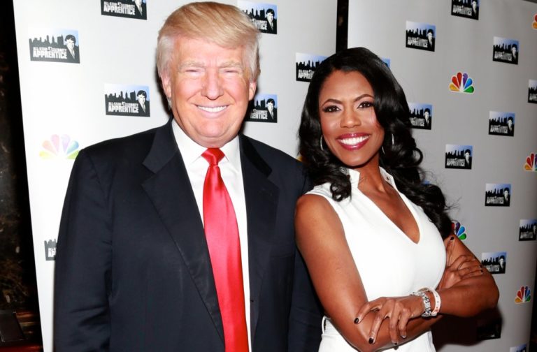 Livre : Son ex conseillère Omarosa soutient que Trump est raciste et utilise le mot « Nègre »