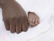 Pikine : soupçonnant son mari de la tromper, elle poignarde leur bébé de trois mois