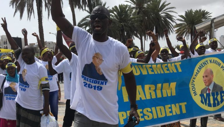 Marche : RFI se demande jusqu’à quand tiendra « l’unité de façade » de l’opposition