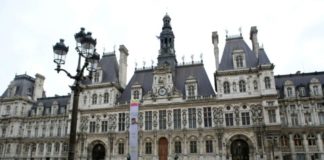 La mairie de Paris suspend une subvention à une association d’aide aux immigrés pour soupçon de sympathie pro-terroriste