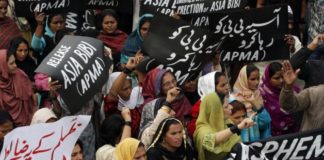 Fureur des fondamentalistes au Pakistan : la chrétienne condamnée à mort pour blasphème finalement acquittée