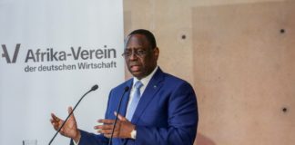 Macky Sall s’auto-encense à Berlin : « Je suis un démocrate! »