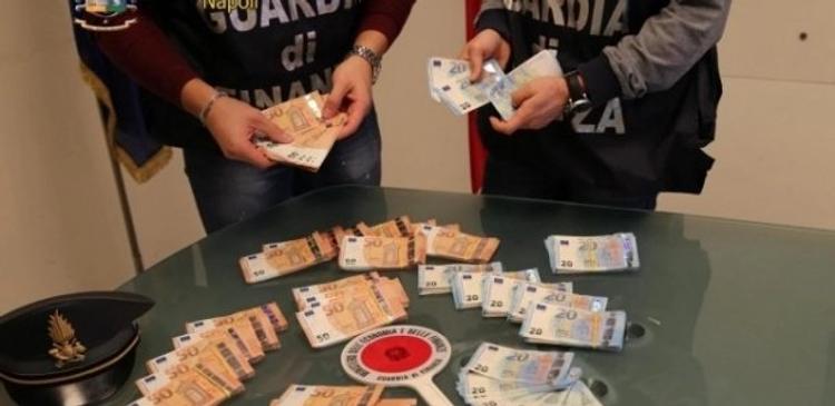 Italie : une Sénégalaise arrêtée avec 40 millions en faux billets
