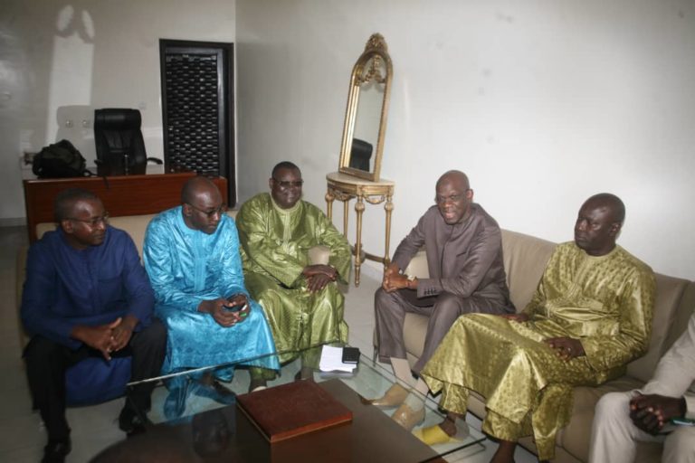 Taxawu Senegaal de Khalifa Sall adhère à la plateforme de Mame Adama Gueye