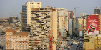 Criminalité, maladies, instabilité climatique : Et si l’Afrique s’urbanisait beaucoup trop vite ?