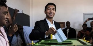 L’ex putschiste Rajoelina et la victime de son putsch Ravalomanana qualifiés pour le second tour de la présidentielle malgache