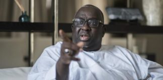 Affaires Diack père et fils: le CIO demande à Macky Sall « l’engagement de son gouvernement »