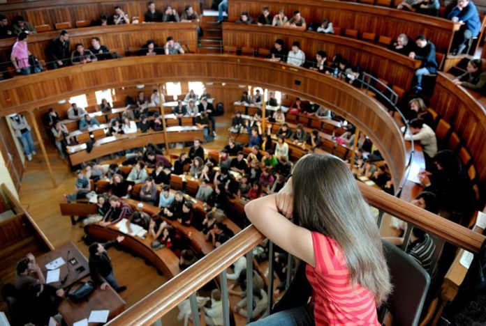 1063732-prodlibe-education-universite-politique