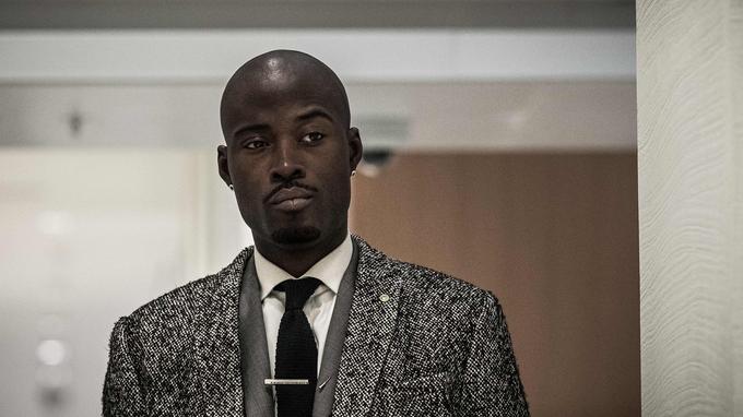 Nick Conrad, le rappeur franco-camerounais qui appelle à «pendre les Blancs», ce mercredi devant la justice