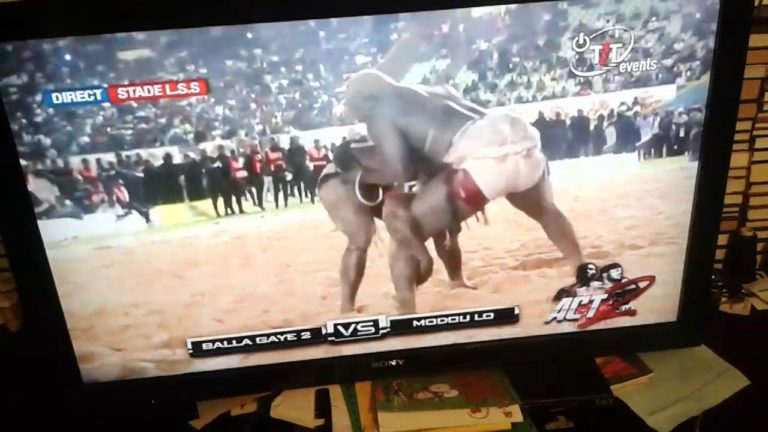 Vidéo : le portage par ngemb net et clair de Balla Gaye qui renverse Lô