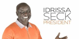 le Président Idrissa ‘Idy’ Seck reçoit la ‘Médaille de la Dignité’ de Thiès : Le retour du roi (ou du prince déchu, ou de l’ex-Premier Ministre, ou du quatre-fois-candidat-malheureux, bref, d’Idy quoi)