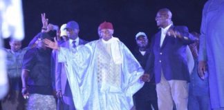 Abdoulaye Wade à son QG hier : « Brûlez les cartes d’électeur et le matériel électoral ! »