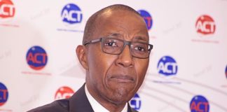 Bigamie illégale d’Abdoul Mbaye: son ex-épouse décidée à lui arracher 100 millions de dommages et intérêts
