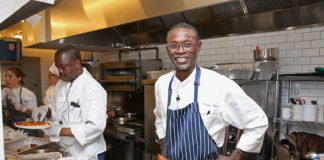 Interview – Comment le chef Pierre Thiam a appris la cuisine sénégalaise…à New York