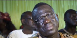 Yekini : « J’ai failli être paralysé. On m’a coupé une partie de mon flanc pour la greffer dans mon genou »