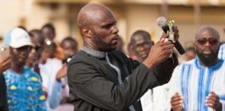 Affaire BCEAO : l’activiste Kémi Séba traite Macky Sall de « vice-champion de la Françafrique »