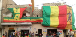 Jour J : les rues de Dakar pavoisées tricolore : Vert, Or et Rouge