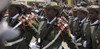 Forces armées : où sont les femmes?