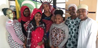 Aux Comores, des officiels se divisent sur l’interdiction ou non de fêter Noël