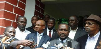L’opposition guinéenne menace d’empêcher les élections législatives de février