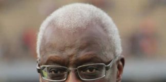 Quelles charges contre Lamine Diack, 86 ans, qui comparaît devant le tribunal ce lundi?