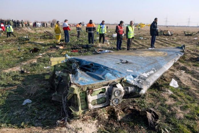 Equipe de secours- crash Téhéran