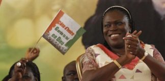 Côte d’Ivoire : Simone Gbagbo applaudit Ouattara