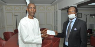 Fonds « Force Covid – 19 » : le milliardaire Baba Diao Itoc casque 20 fois plus que le milliardaire Youssou Ndour