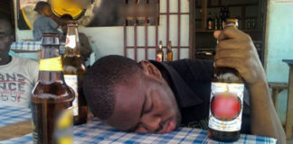 Coronasurprise : les ivrognes du Ghana font une pause
