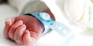 Le Coronavirus a emporté un bébé de six semaines aux États-unis