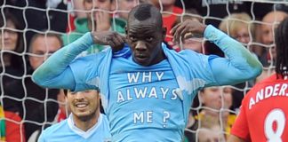 Balotelli demande aux footballeurs black de retourner ensemble pour développer le sport en Afrique