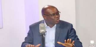 Qui est Papa Moussa Thior, le médecin qui demande à Macky Sall de « laisser circuler le coronavirus »?
