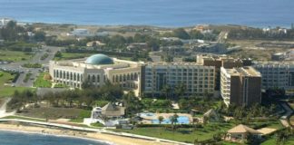 À l’hôtel King Fahd Palace, rien ne va plus entre le propriétaire Racine Sy et les travailleurs
