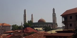 Affaire de l’imam guinéen arrêté pour prières en malinké : « Il est formellement interdit de prier dans une autre langue que l’arabe »