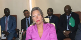 Article raciste de son mari dans la presse suisse : l’Ambassadrice de Suisse à Dakar convoquée et recadrée par le ministre des Affaires étrangères Amadou Bâ
