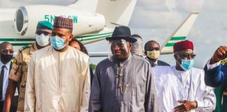 Goodluck n’a pas eu de chance au Mali: les contestataires ont rejeté une rencontre avec IBK proposée par la Cedeao
