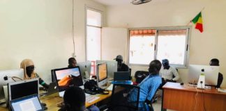 Le Synpics, le Cdeps et le Forum civil condamnent le saccage « barbare » du journal « Les Échos » par les disciples de Serigne Moustapha Sy