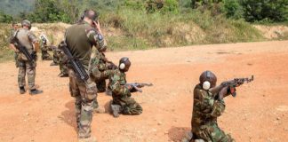 Violences en Centrafrique: quand la France et la Russie attisent le feu de la guerre, selon l’ONG The Sentry