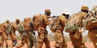 Terrorisme au Burkina: 14 soldats tués en pleine campagne électorale