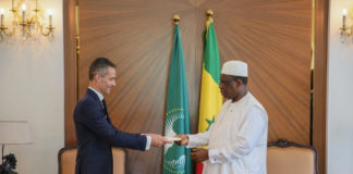 La démission de l’ambassadeur de France à Dakar réclamée par un ex-conseiller français de Wade