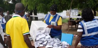 Élection contestée au Ghana: plusieurs manifestants dispersés par la police à Accra