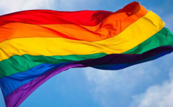 Délation honteuse d’un groupuscule qui révèle les noms et adresses d’associations présumées de défense des homosexuels