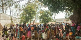 Entre inondations, sécheresse et Covid-19 au Mozambique: 250.000 enfants fuient aussi les violences jihadistes