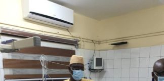 COVID, charité bien ordonnée..: Macky Sall, premier vacciné; Diouf Sarr, deuxième