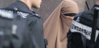 Le directeur de Human Rights Watch bâche la France qui « semble assimiler islam et menace terroriste »
