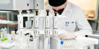 « Promenade-virus »: le variant britannique a voyagé dans 70 pays et le sud-africain a fait 31 pays