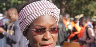 Point-E de « Fonction » : Pr Amsatou Sow expulsée de son logement