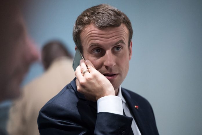 Apres-un-vol-de-portable-le-numero-de-Macron-fuite-sur-internet