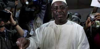 La majorité parlementaire mécanique de Macky Sall adopte le nouveau code électoral
